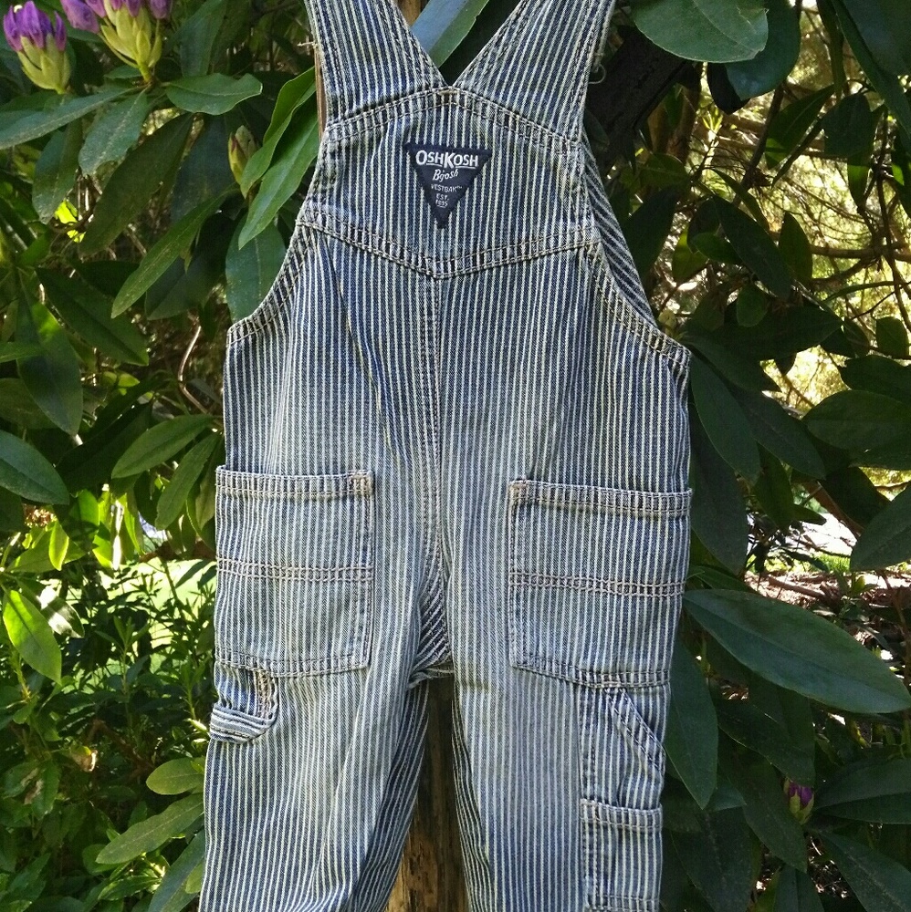 🚜 🆕OshKosh B'Gosh Blue Striped Denim Overalls 6M - Picture 3 of 8